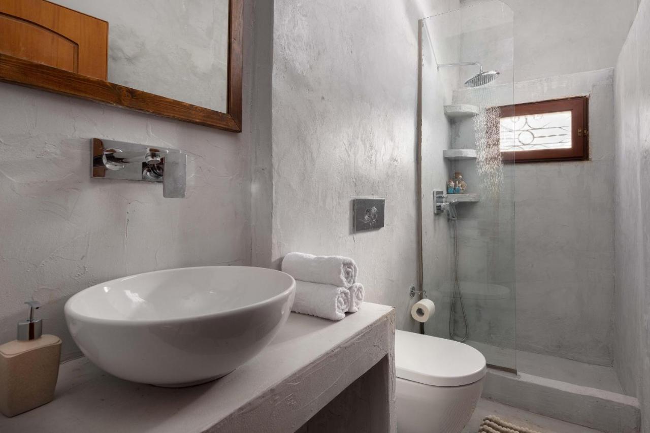Maravelia Mare Guest House Symi Exterior photo