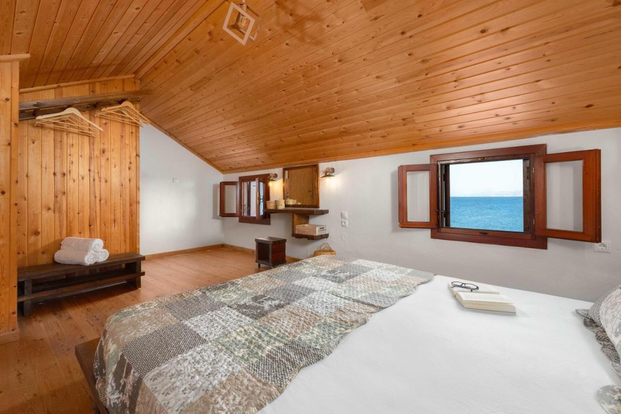 Maravelia Mare Guest House Symi Exterior photo